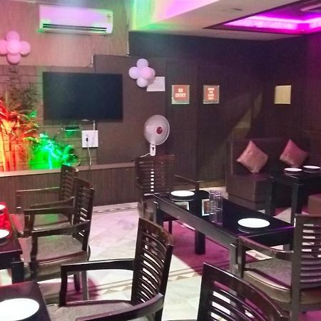 كانبور Rass Hotel المظهر الخارجي الصورة