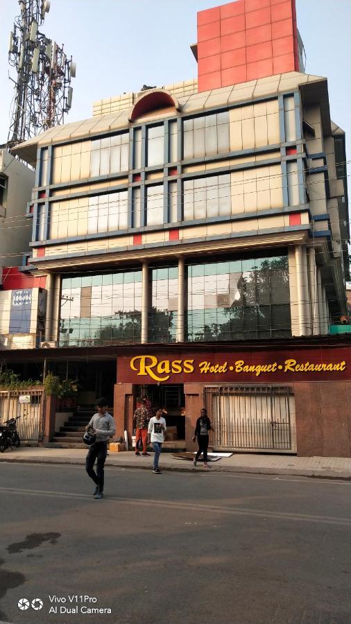 كانبور Rass Hotel المظهر الخارجي الصورة