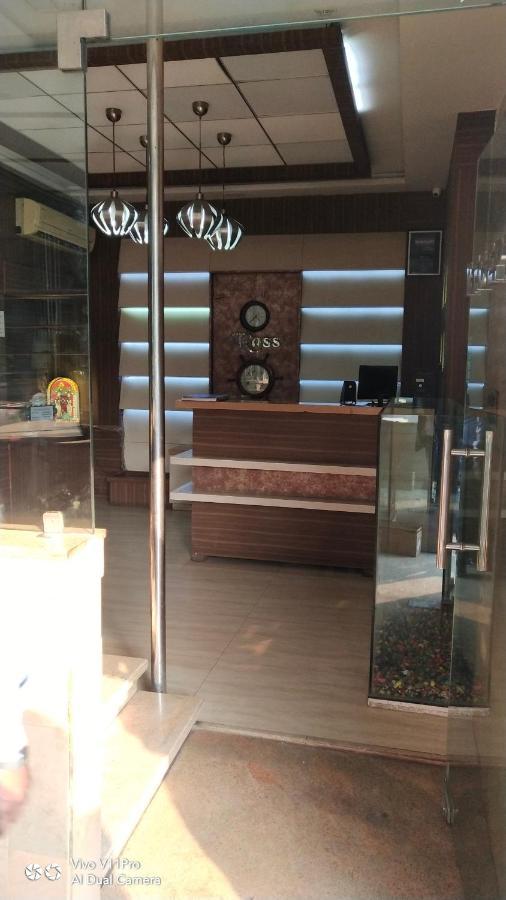 كانبور Rass Hotel المظهر الخارجي الصورة