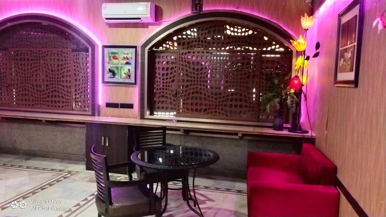 كانبور Rass Hotel المظهر الخارجي الصورة