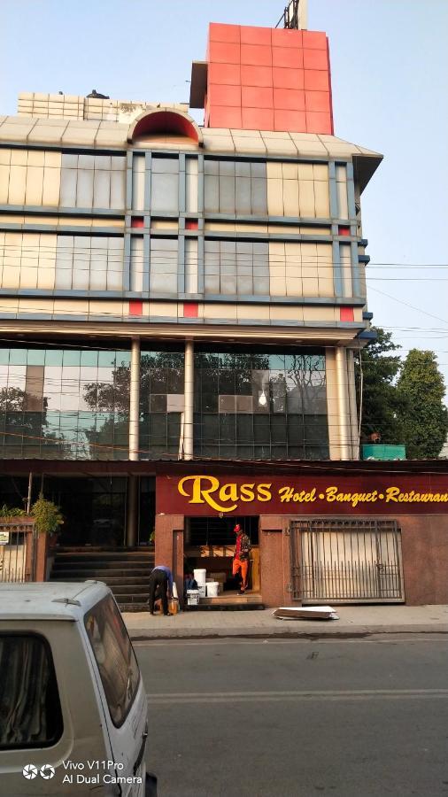 كانبور Rass Hotel المظهر الخارجي الصورة